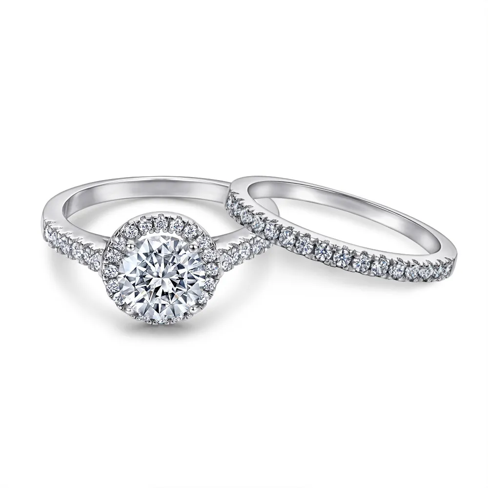 Nimy ring archive photograph of a silver-tone ring with an intertwined design